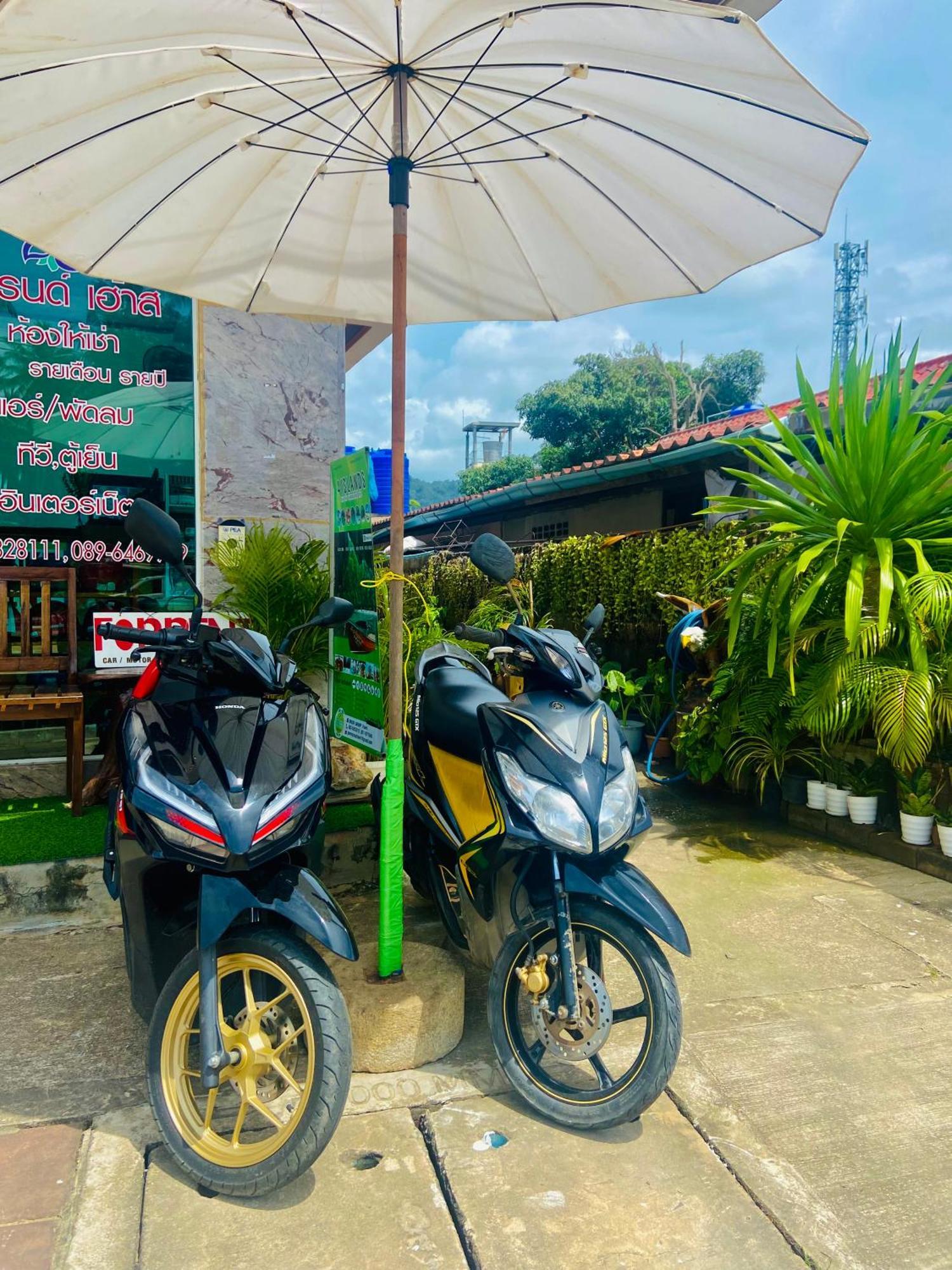 Lanta Grand House Hotel Koh Lanta Exterior photo