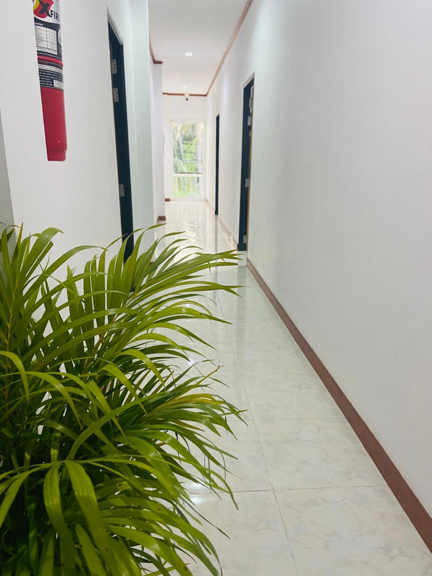 Lanta Grand House Hotel Koh Lanta Exterior photo