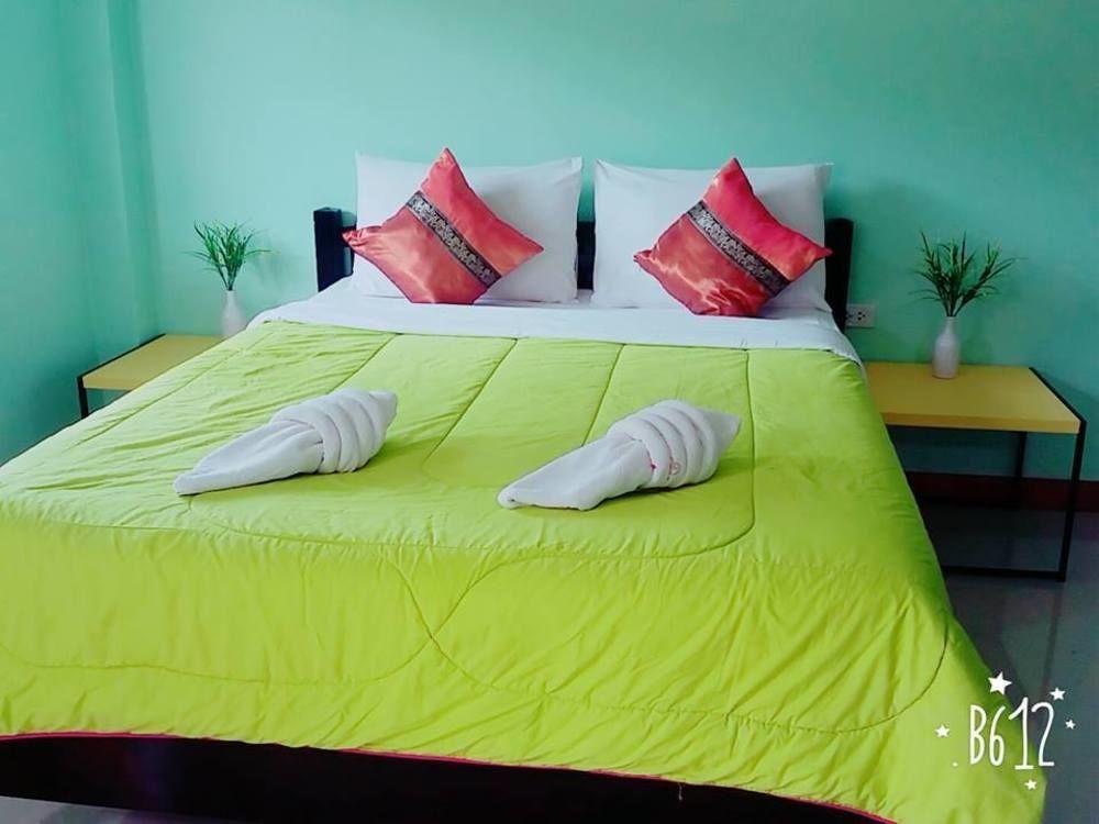 Lanta Grand House Hotel Koh Lanta Exterior photo